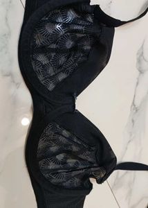 Black Bra 32B