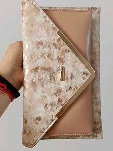BRAND NEW Stylish Clutch From Stelatoes