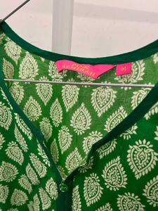 Green Printed Kurta M