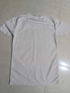 Men's Stylish  T-shirt Pack of 4 ..