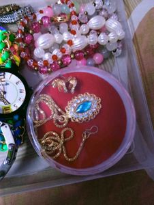 Assorted Fashion Jewellery Set