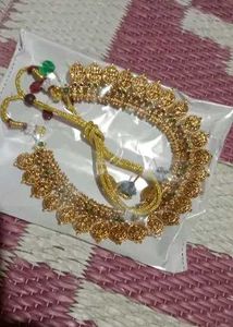 Elegant Gold-Toned Necklace Set