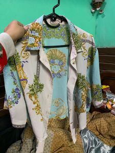 Exquisite Vintage Floral Print Button-Up Shirt