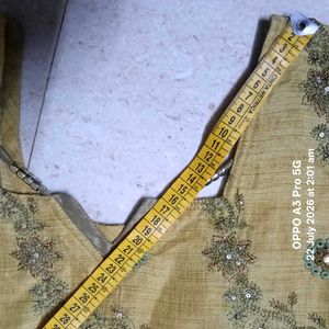 Embroidered V-Neck 3xl suit set