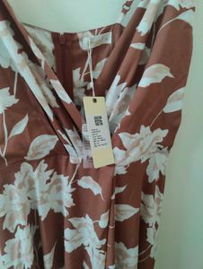 Gown With Little Damage Which Can Be Tailored