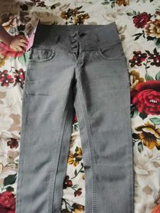 Gray High-Waisted Jeans Waist 25 Length30 Not Used
