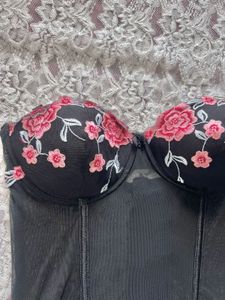 Lace Embroidered corset