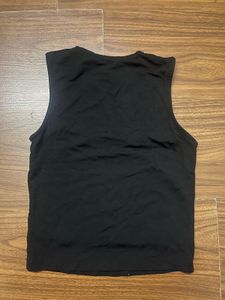NUON(Westside) Black Square Neck Fitted Top