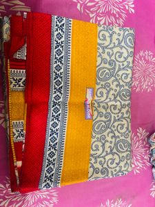 Elegant Paisley Print Saree