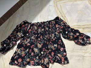 Off-Shoulder Floral Print Top