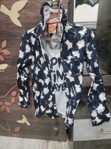 Printed Hoodie Jacket with T-shirt