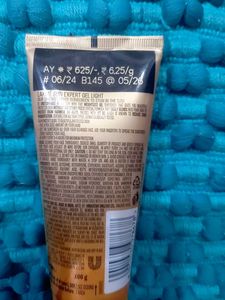 Lakme Gel Light Sunscreen