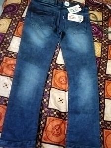Men's Blue Washed Jeans