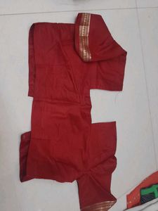 Good Condition Saree With Blouse