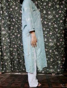 Elegant Embroidered Kurti