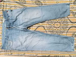 Light Wash Denim Jeans