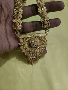 Exquisite Gold Necklace