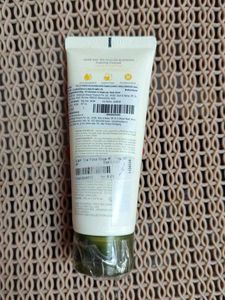 The Face Shop Herb Day Foaming Cleanser