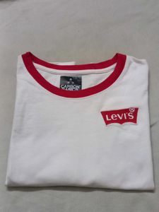 Levi's White T-Shirt New one top condition