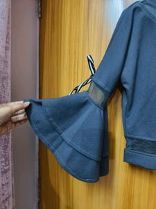 **Sale Price Only For Today* Grey Bell Sleeves Top