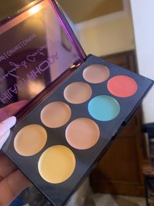 Hilary Rhoda Concealing And Contour Palette