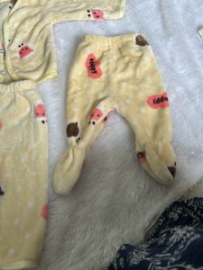 Cute Baby Clothes Set for winters