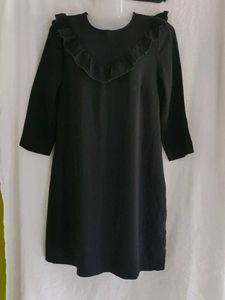H&M Chic Black Ruffle Dress