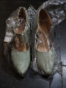 Elegant Women's Heels