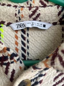 Zara tweed shaket - Unisex