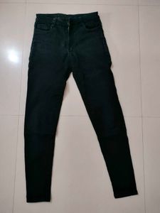 Stylish Black Jeans