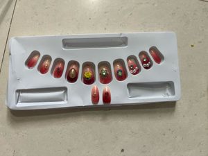 Designer Press-On Nails Set