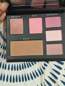 Multi-Shade Face Palette