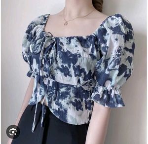 offer sale 🎊 Chic Floral Print Puff Sleeve Top