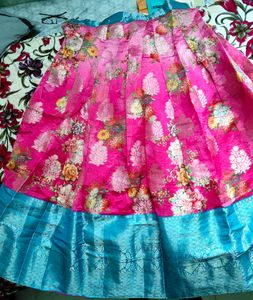 💥Sale💥Women Only Lehenga and dupta