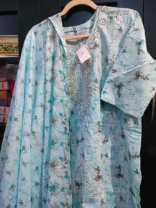 xxl Beautiful Blue Floral Kurta Set