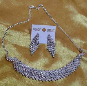 Sparkling Rhinestone Necklace & Earring Set