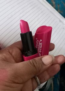 Kiss Beauty Love Bug Editions