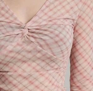 SUO plaid top