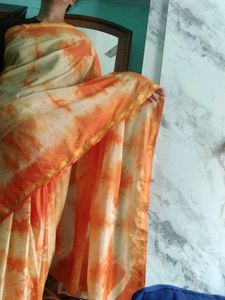 Only One Time Used Sarees ...Pico And Fall Lga Hai