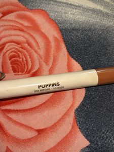 MARS &amp; Lakme Lipstick Duo