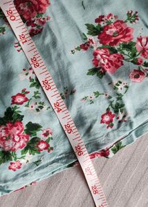 Blue Floral Top Size XL-XXL
