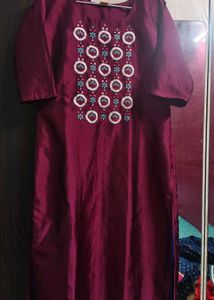 3 Embroidered Kurta Set💗