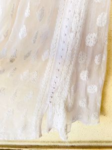 Elegant White Chikankari Kurta