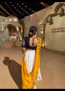 navratri blouse and dupatta gamthi