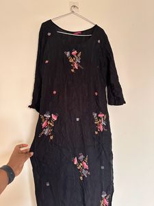 Floral Embroidered Thread Work Kurta