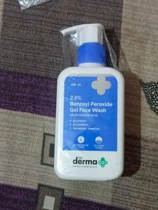 The Derma Co. Benzoyl Peroxide Face Wash