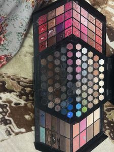 Makeup Palette