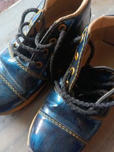 Cute Blue Lace-Up Shoes