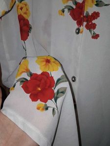White Floral Short Sleeve Shirt🌸