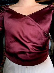 Sweetheart Neck Ballon Sleeve Back Tie Crop Top in